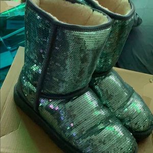 W classic short sparkles